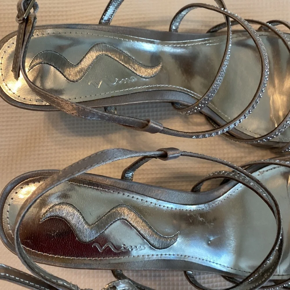 Nina Strap Heels Open Toes Sandals Silver Color Size 8.5 M
